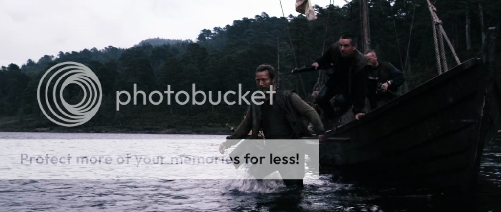  photo vlcsnap-2012-12-26-18h46m25s166_zps011b057c.png